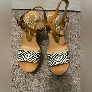 Dolce vita Randi wedge platform sandal size 10